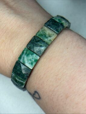 Green Natural Stone Stretch Bracelet